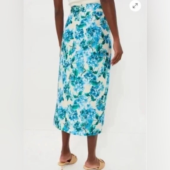 Tuckernuck Water’s Edge Hydrangea Kennedy Midi Skirt M NWT Floral Slit Chic - Picture 6 of 7